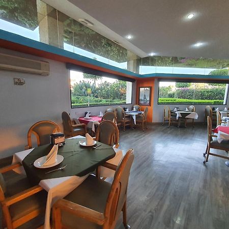 Hotel Alcampo Miranda Bagian luar foto