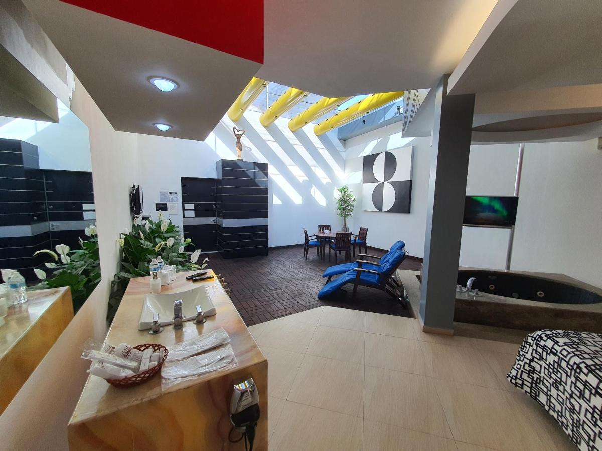 Hotel Alcampo Miranda Bagian luar foto